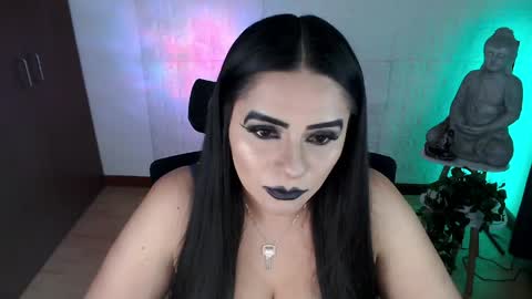 POWERFULL GODDESS EMILI online show from April 21, 2026, 2:51 am
