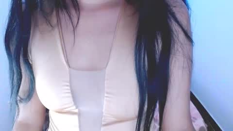 emili riders online show from January 24, 2025, 11:12 pm