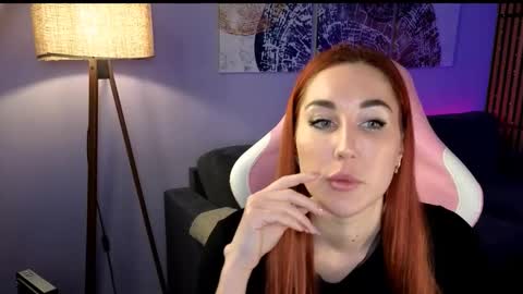 Emilia online show from February 1, 2026, 1:31 pm