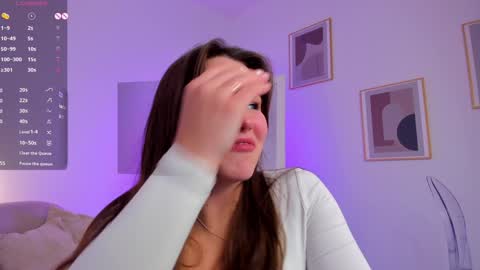 emilia_dream online show from February 7, 2025, 2:37 pm