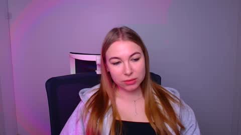 Emilia online show from February 10, 2025, 9:14 am