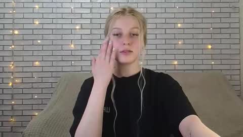 Amili online show from December 10, 2024, 11:54 am