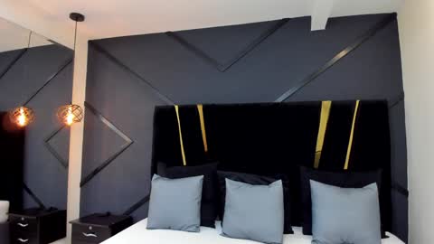 Snapshot of emiliee_xx chatting on January 9, 2025, 5:11 pm Emillie online show from January 9, 2025, 5:11 pm