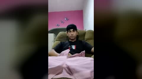Snapshot of emiliofavela54 chatting on August 5, 2026, 8:50 am emiliofavela54 online show from August 5, 2026, 8:50 am