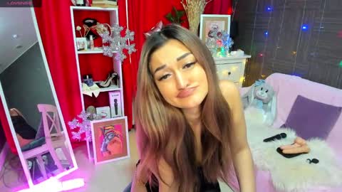 Emiliya online show from December 19, 2024, 5:18 am