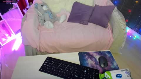 Emiliya online show from December 29, 2024, 2:49 am