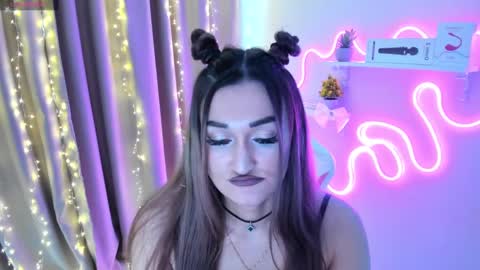 Emiliya online show from March 8, 2025, 8:33 am