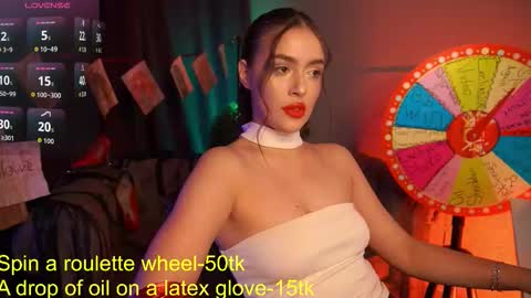  Emiliya  online show from September 20, 2025, 1:01 pm