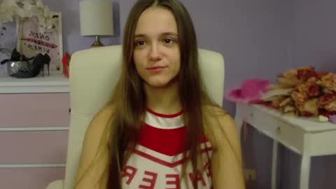 Emilly online show from January 13, 2025, 7:32 am