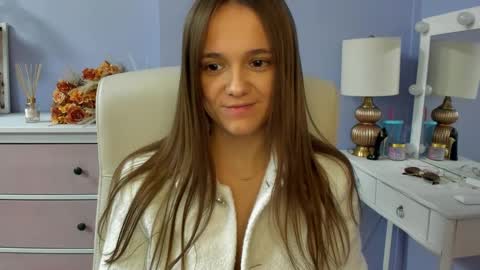 Emilly online show from March 18, 2026, 7:33 am