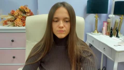 Snapshot of emilly_lust99 chatting on May 14, 2026, 7:26 am Emilly online show from May 14, 2026, 7:26 am