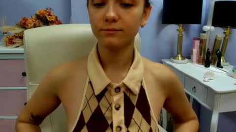 Snapshot of emilly_lust99 chatting on May 15, 2026, 7:04 am Emilly online show from May 15, 2026, 7:04 am