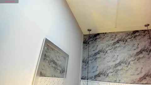 emilly_mell online show from October 19, 2025, 11:33 am