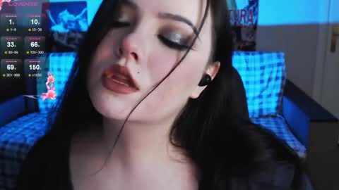 Emily online show from April 24, 2026, 8:33 pm