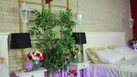 EMMA online show from March 29, 2026, 7:36 pm