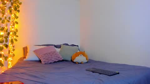 emilly online show from January 31, 2025, 7:50 am