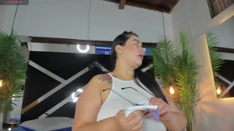 Emily  online show from February 26, 2025, 11:09 am