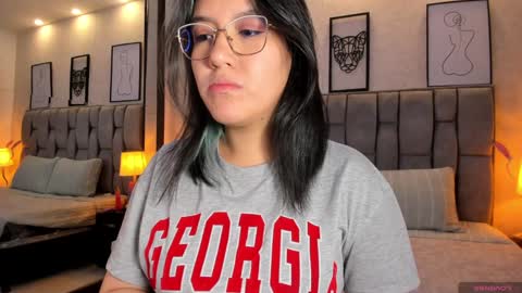 Emily online show from December 22, 2024, 11:00 am