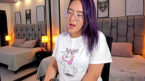 Emily online show from January 31, 2025, 7:07 am