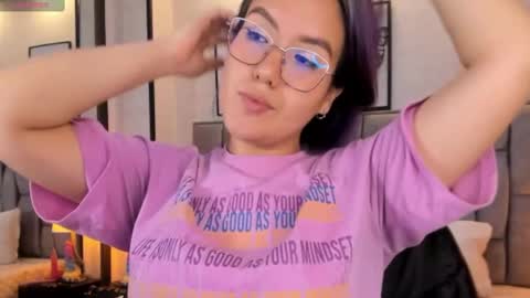 Emily online show from March 7, 2025, 10:02 am