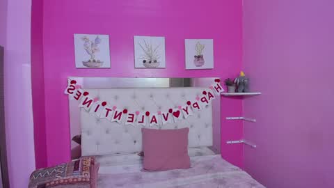              online show from February 6, 2025, 10:43 pm