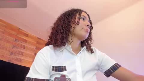 emily_brown04 online show from November 22, 2025, 12:04 pm