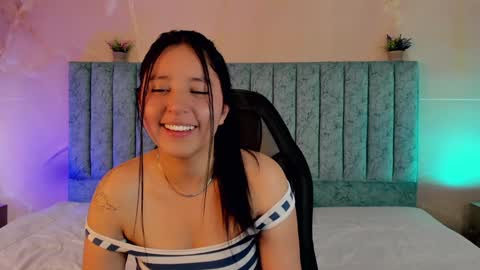 Emily Carter online show from December 10, 2024, 7:43 pm