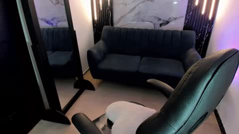 Emily Carter online show from September 29, 2025, 3:39 pm