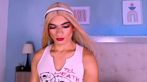 Snapshot of emily_castillo1_ chatting on September 23, 2025, 5:54 am emily_castillo1_ online show from September 23, 2025, 5:54 am