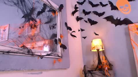 Snapshot of emily_castillo1_ chatting on October 29, 2025, 4:37 am emily_castillo1_ online show from October 29, 2025, 4:37 am