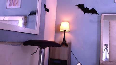 Snapshot of emily_castillo1_ chatting on November 27, 2025, 4:14 am emily_castillo1_ online show from November 27, 2025, 4:14 am