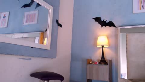 Snapshot of emily_castillo1_ chatting on November 30, 2025, 11:47 am emily_castillo1_ online show from November 30, 2025, 11:47 am