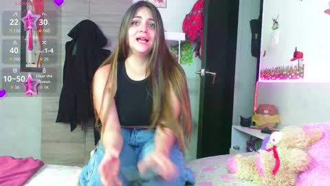 emily_cooper_t online show from November 11, 2025, 7:47 pm