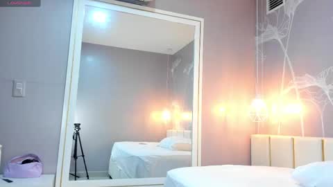 Emily online show from April 18, 2026, 11:49 pm