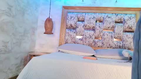 Snapshot of emily_dempsey chatting on July 6, 2026, 7:05 pm emily_dempsey online show from July 6, 2026, 7:05 pm