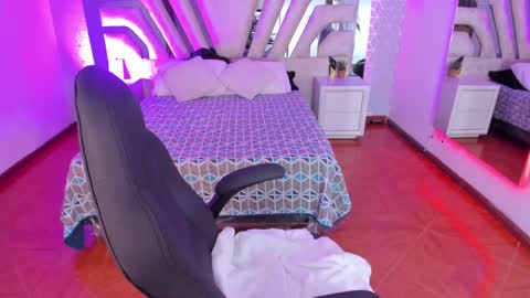 Emily online show from February 3, 2025, 10:36 am