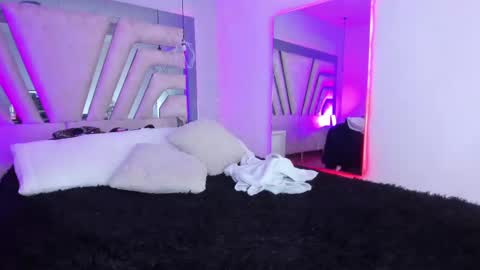 Emily online show from March 5, 2025, 2:23 pm