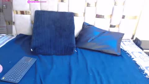 emily fox 3 online show from February 4, 2025, 2:53 pm