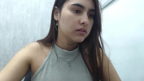 Snapshot of emily_fox_3 chatting on April 22, 2026, 12:13 am emily fox 3 online show from April 22, 2026, 12:13 am