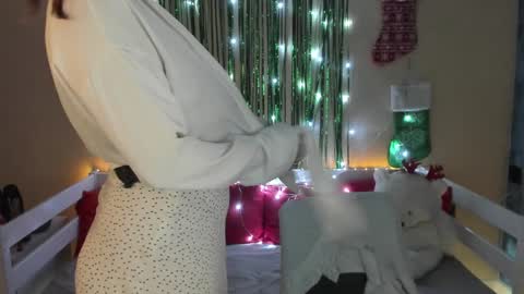 EMILY online show from December 14, 2024, 5:40 am