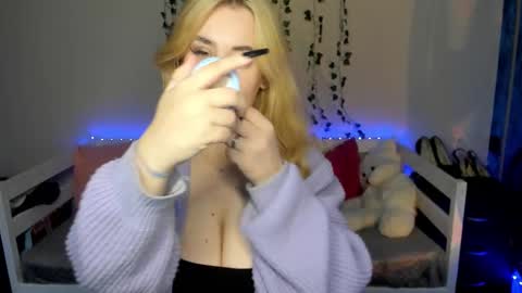 EMILY online show from October 18, 2025, 2:25 am