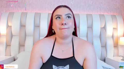 EMILY   Monday 5-2 am From Tuesday to Friday5-1 am Colombia time online show from November 21, 2025, 11:14 pm