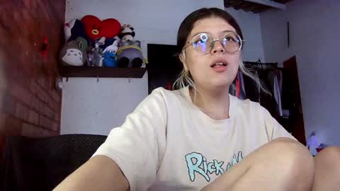 Julieta online show from February 8, 2025, 7:16 pm