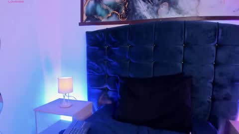 Emily  online show from November 7, 2025, 2:50 pm