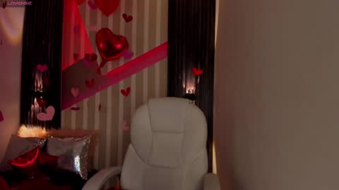 Emily online show from February 14, 2025, 2:33 pm