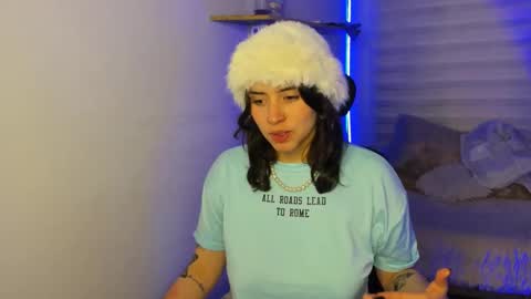 emily_lindey online show from November 8, 2025, 3:39 am