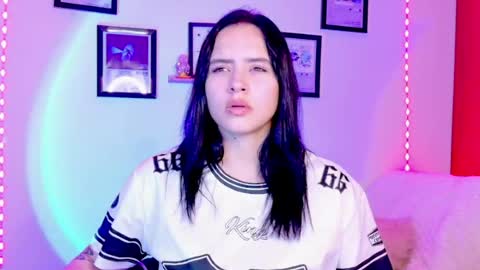 Snapshot of emily_lindey_ chatting on June 28, 2026, 2:50 am Emily Lindey online show from June 28, 2026, 2:50 am