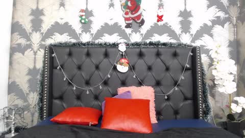 Emily online show from January 13, 2025, 8:15 pm