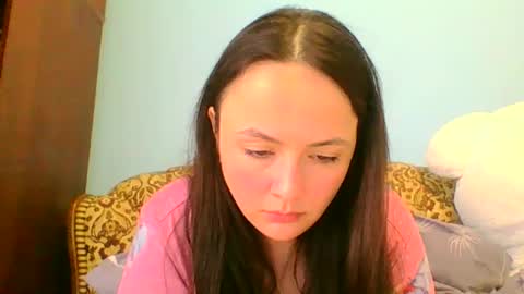 emily_morning_dew online show from February 28, 2025, 12:09 pm