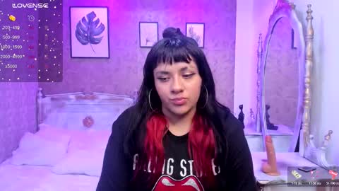 Emily online show from December 3, 2025, 7:23 pm